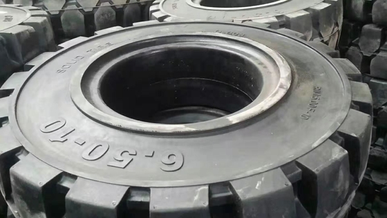 Lốp xe nâng công nghiệp