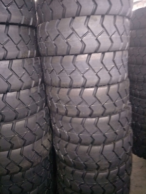 Lốp xe nâng công nghiệp