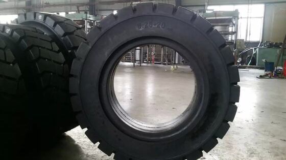 Lốp xe nâng công nghiệp 8.25-20 Lốp xe nâng rắn thiên hướng đàn hồi